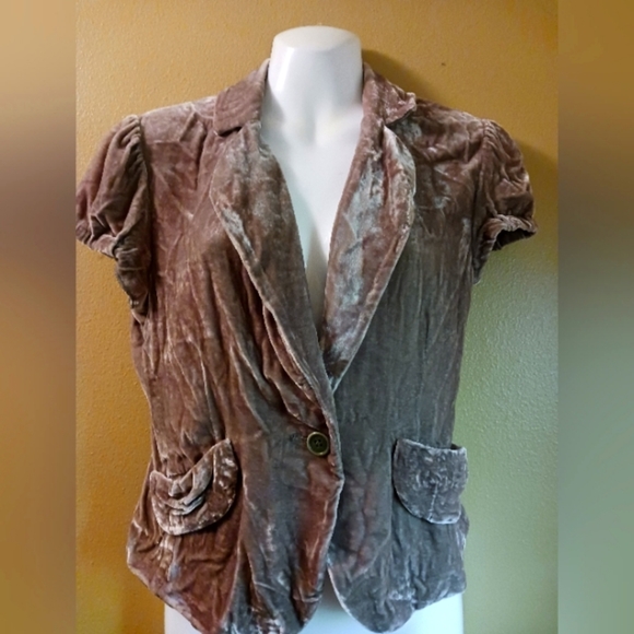 BCBGMaxAzria Tops - BCBGMAXAZRIA blouse